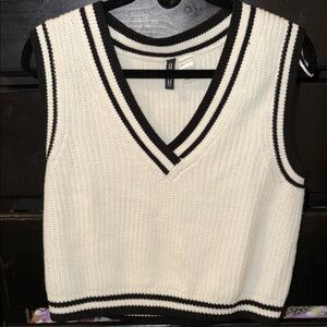 H&M Divided Cream Knit V-Neck Sweater Vest with Black Trim